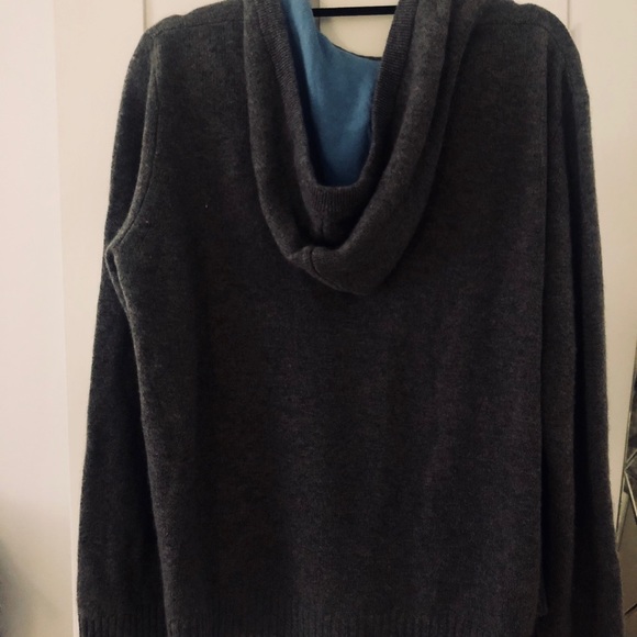 Alice + Olivia 100% Cashmere Hooded Sweater, XL - Picture 4 of 4